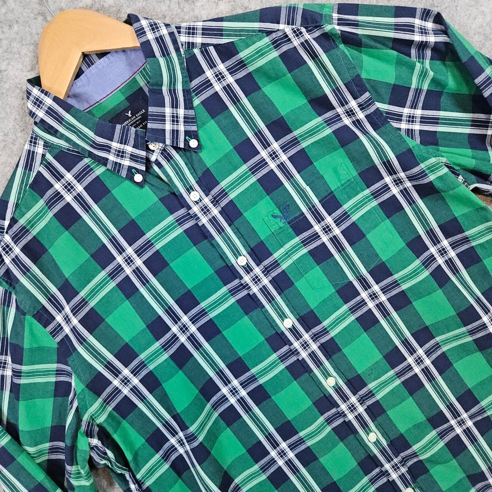 American Eagle Outfitters Men's Size XL Green Blue Plaid Classic Fit Shirt SNAG